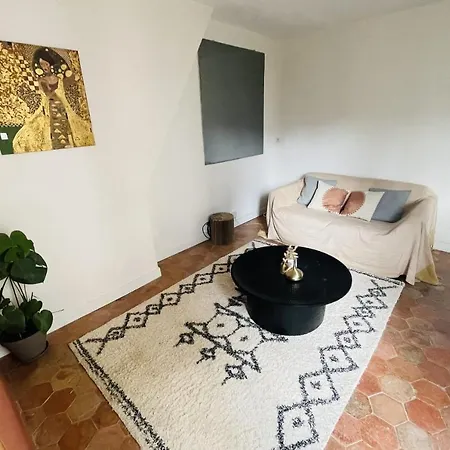 Flat Near Republique - 12 Min Walk *